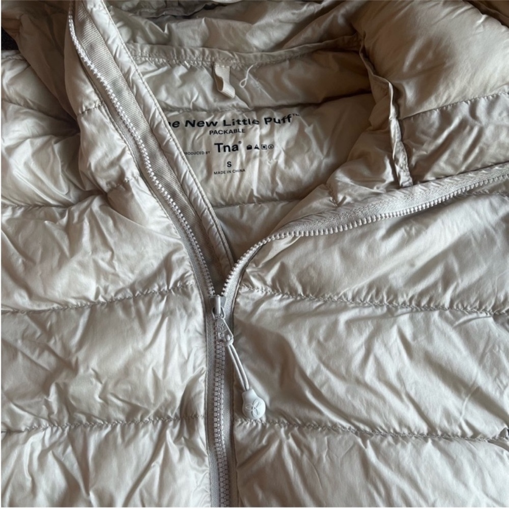 TNA (ARITZIA) The New Little Puff - Long - Picture 2 of 11